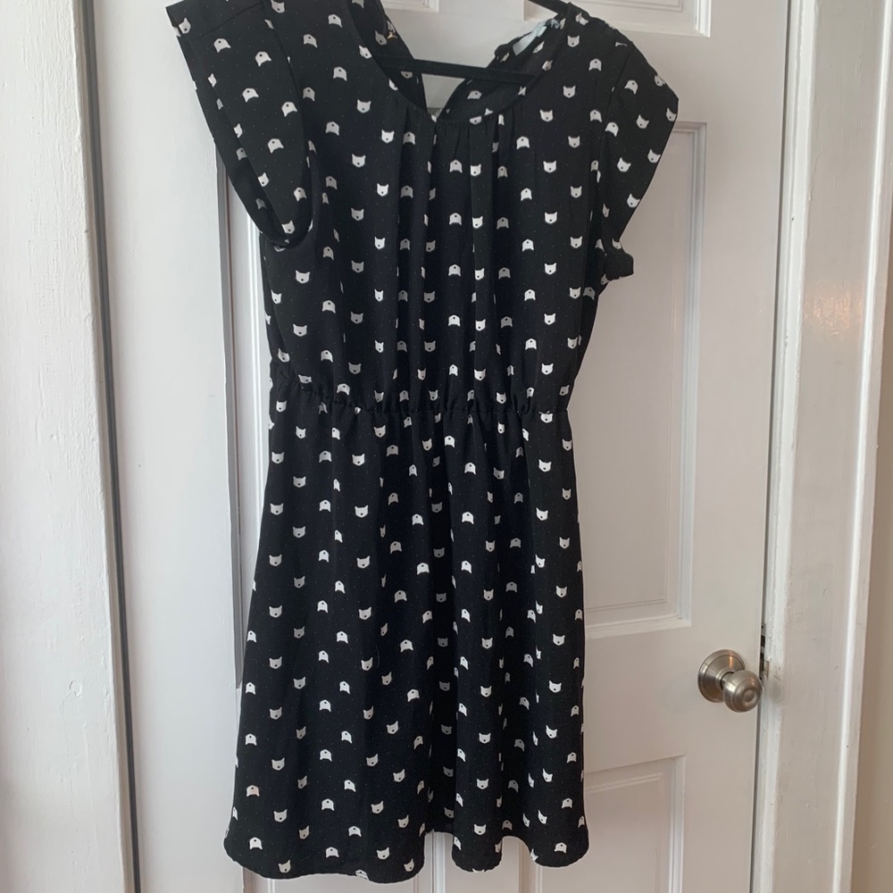 Black short sleeve dress with white cats